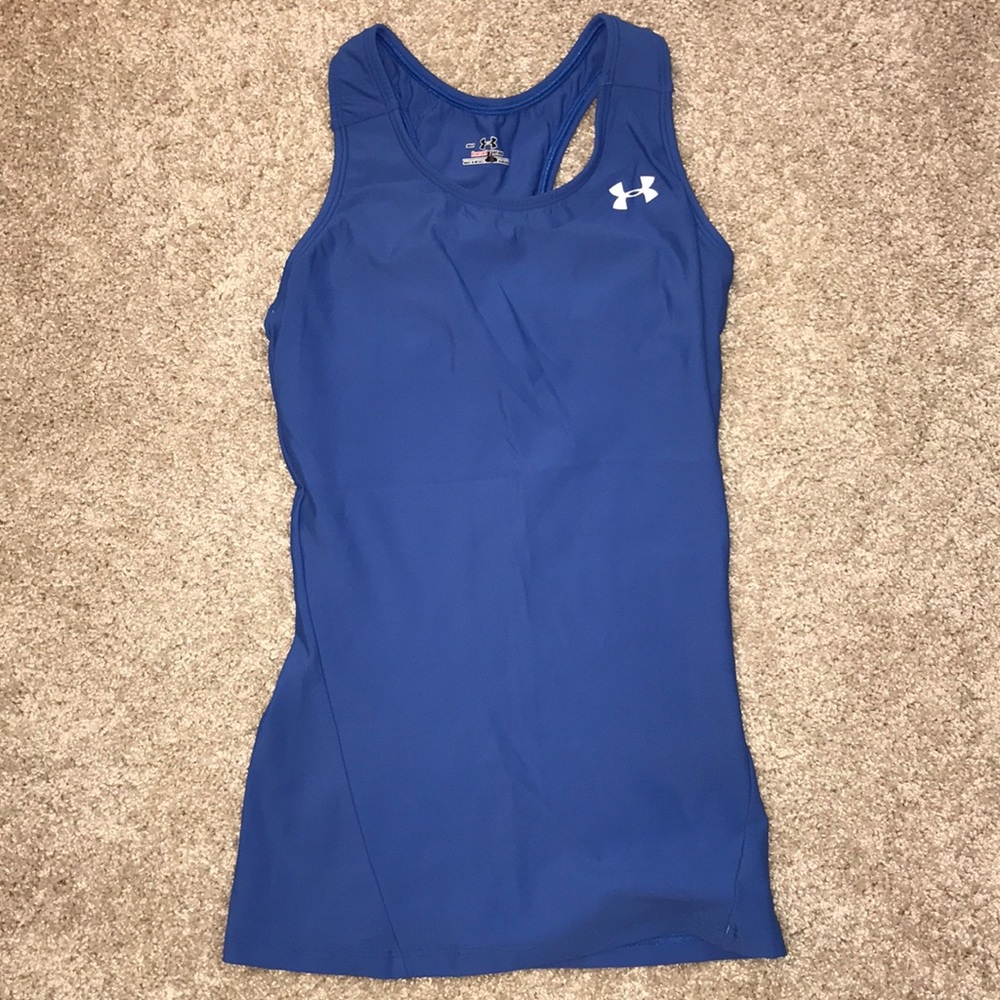 Under armor athletic tank🌟